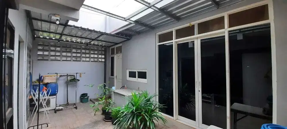 Jual rumah second siap huni