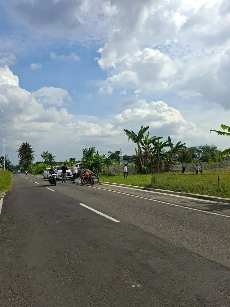 Tanah Tepi Jalan Area Kampus UII Jogja, Cocok untuk Kost dan Villa