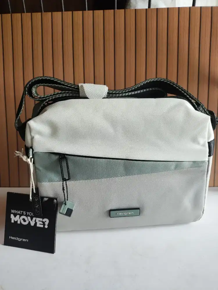 Sling bag wanita merk HEDGREN branded Original