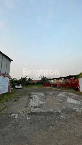 LAHAN STRATEGIS LOKASI KEMANG PARAKAN JAYA COCOK UNTUK USAHA/GUDANG.