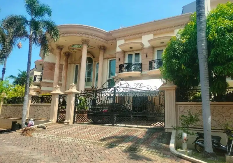DI JUAL RUMAH PANTAI MUTIARA JAKARTA UTARA
