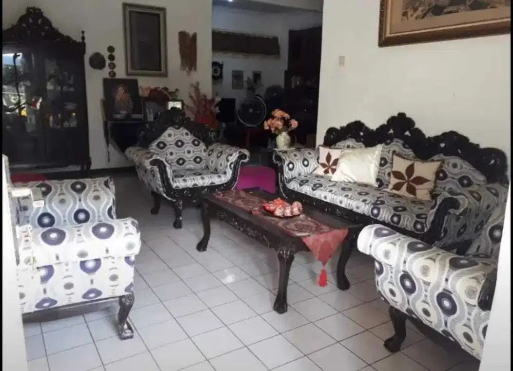 DIJUAL RUMAH DI KOMPLEK PERUMAHAN