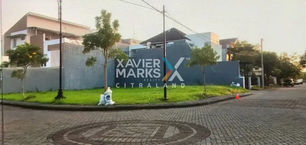 Tanah Dian Istana, Taman Ratu Lokasi Strategis