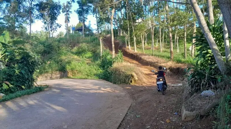 Dijual lahan pinggir jalan 2531 meter