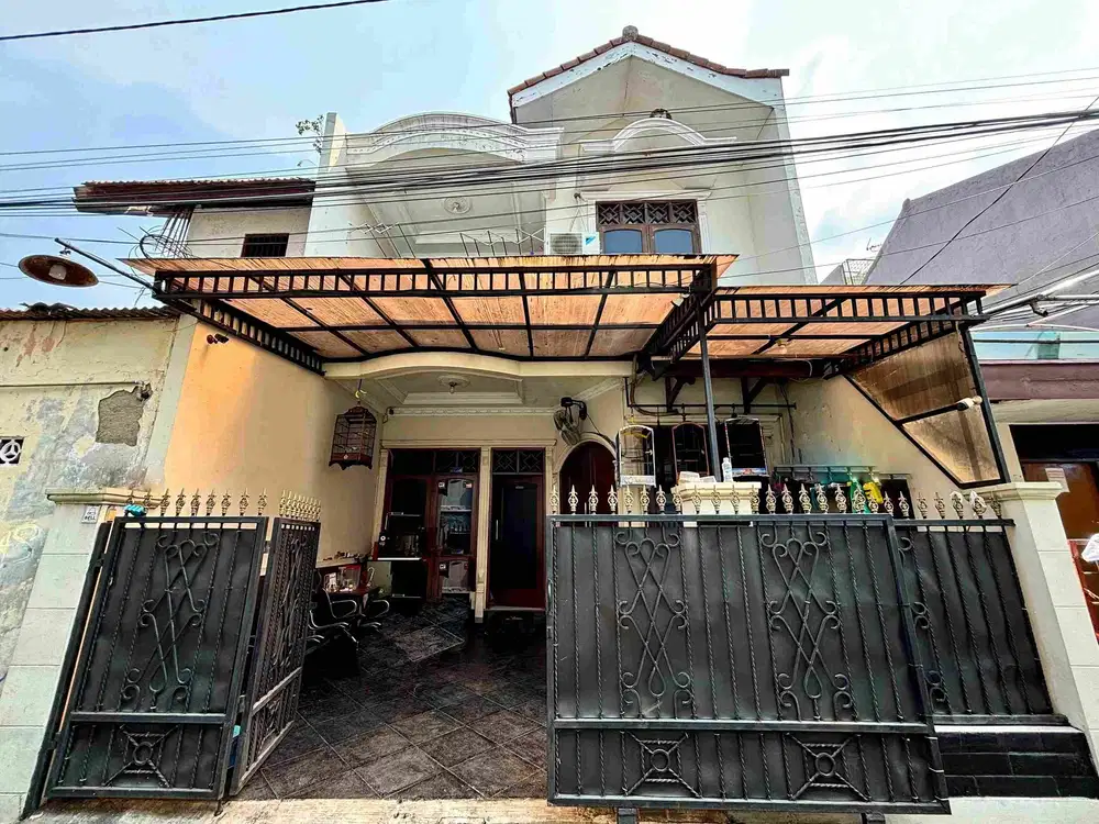 Dijual Rumah Siap Huni Dekat ke Taman Eco Park Tebet