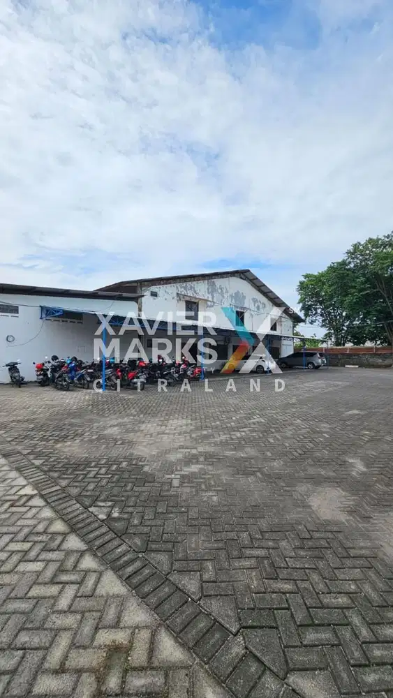 Pabrik Kepatihan Industri, Gresik Dekat dengan Tol Gate Romokalisari