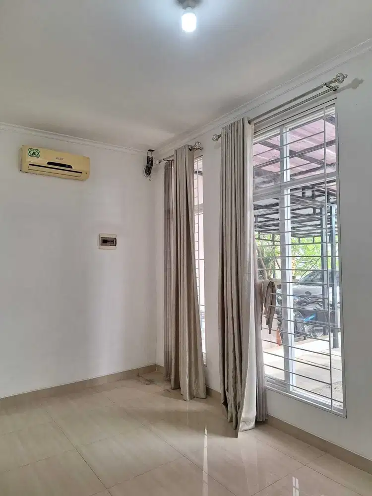 Dijual Rumah 2 Lantai Royal Palm Taman Surya