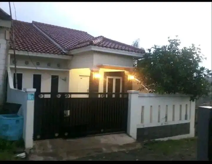 DiJual Rumah Non Cluster  Cipedak Jagakarsa Jakarta Selatan