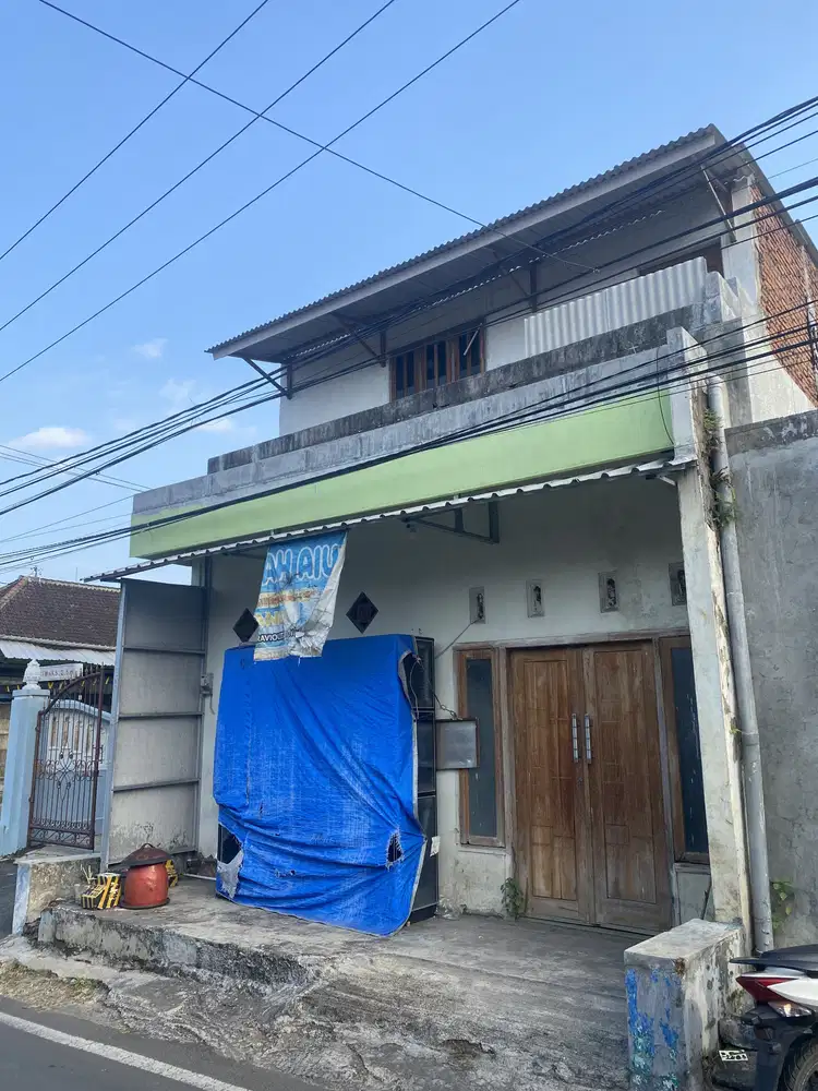 Rumah dan tempat Usaha di Jalan Poros Jalan area Balearjosari Malang