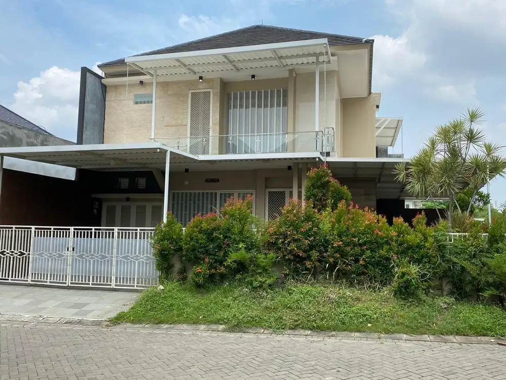 RUMAH MODERN MINIMALIST CITRALAND EASTWOOD