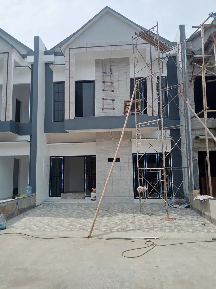 Rumah siap huni di bambu apus jakarta timur