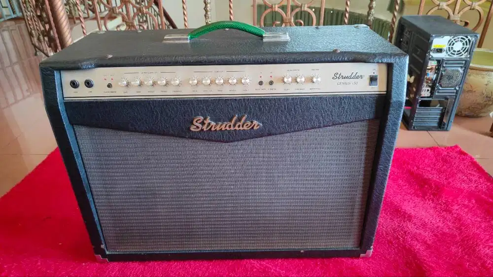 Sound Ampli Gitar / Guitar Amplifier merk Strudder