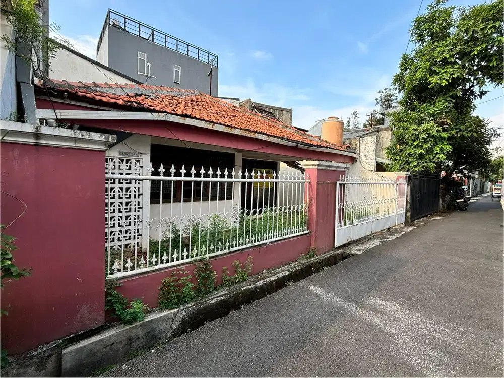 Dijual Cepat Rumah Di Daerah Tebet Hitung Tanah Saja