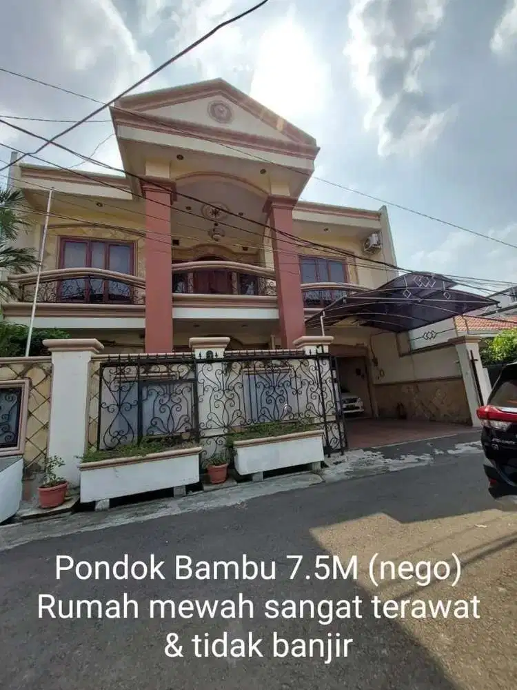 Rumah second mewah sangat terawat strategis Pondok Bambu deket toll