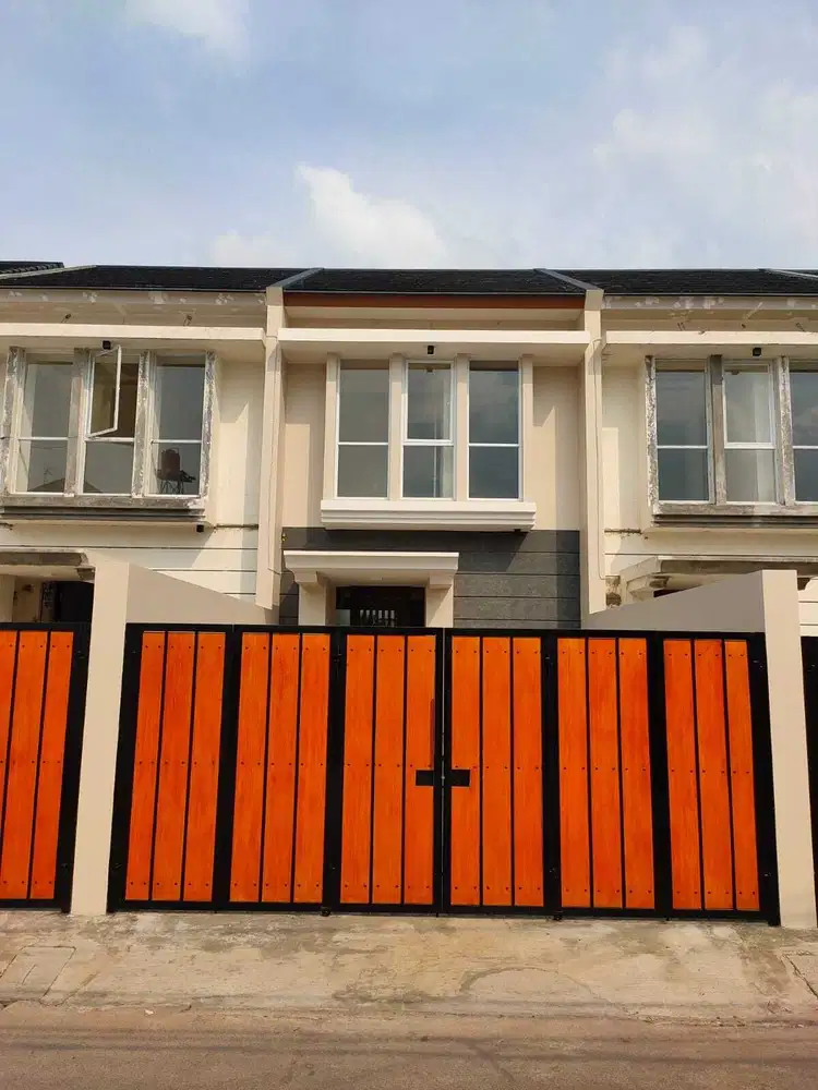 Rumah 2 lantai siap huni di jatiwaringin