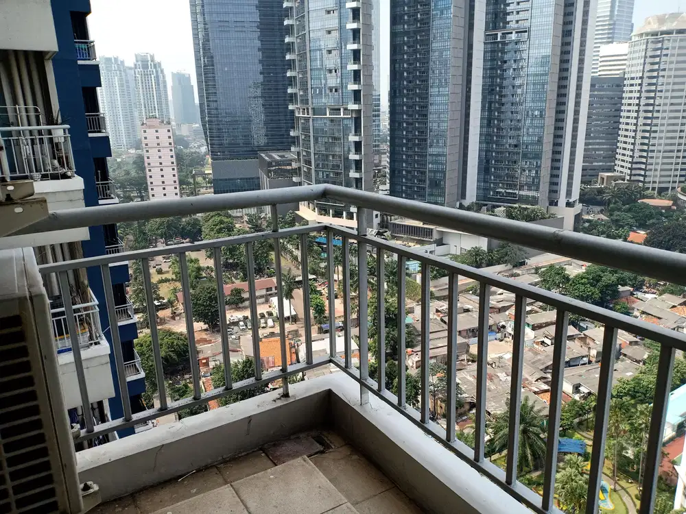 JUAL APARTEMEN SUDIRMAN PARK 2BR HIGH FL TIMUR 1.15M NEGO, MURAH