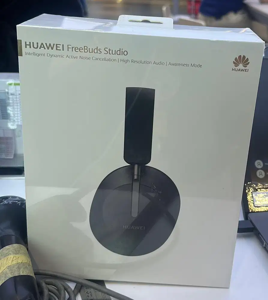 Huawei freebuds studio
