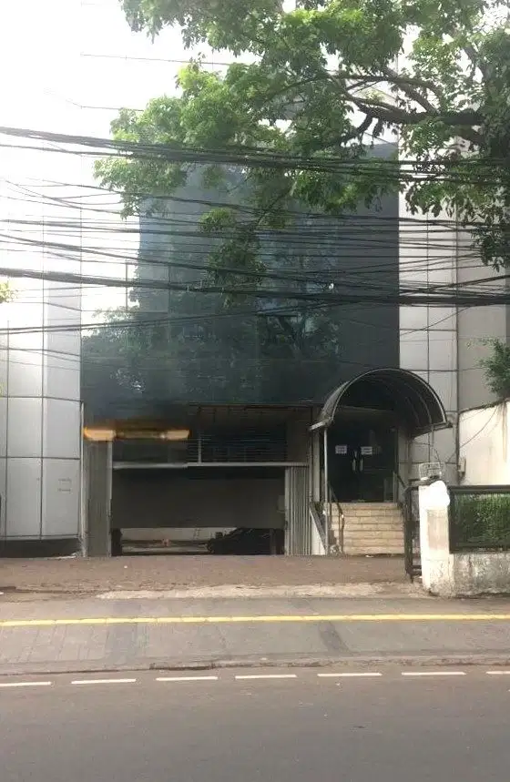 Gedung perkantoran 5lt 765m Dukuh Atas Menteng Jakarta Pusat