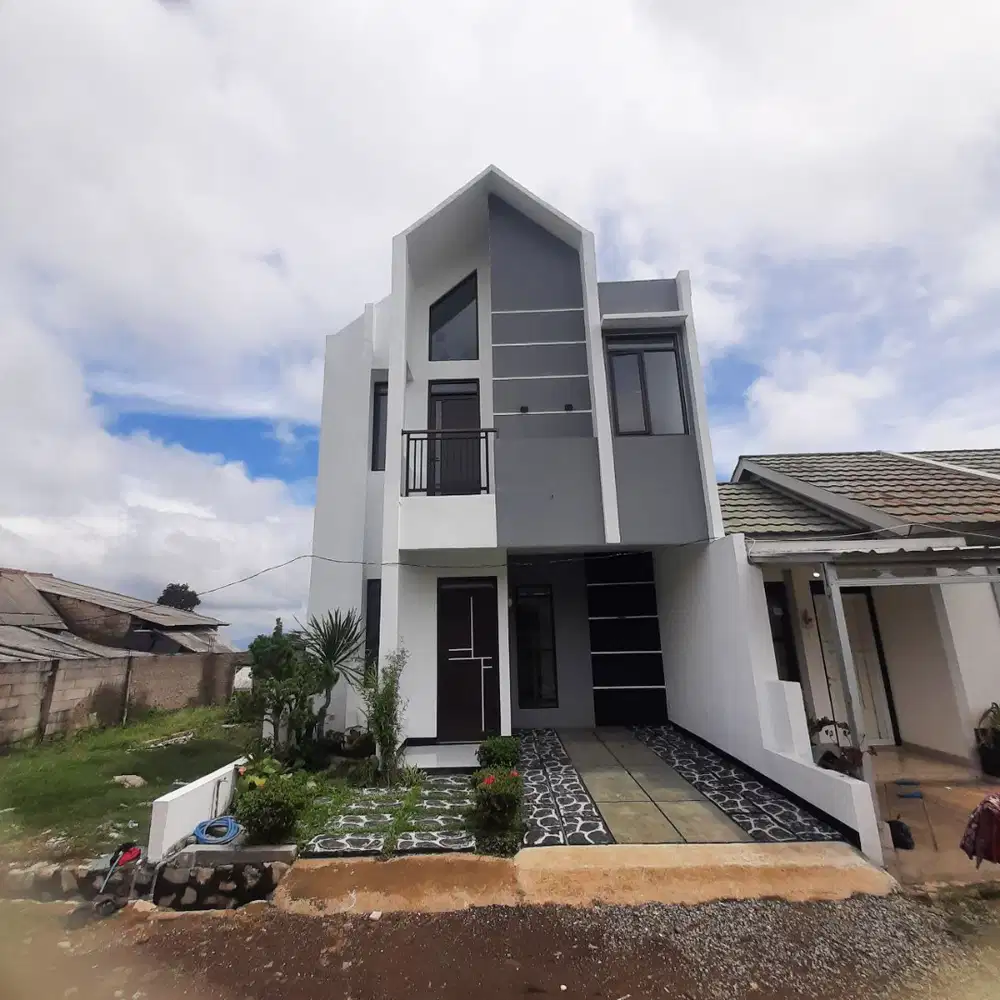 Ready Stock Rumah 2 Lantai dekat ke lokasi strategis di Padalarang
