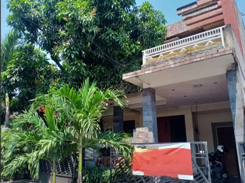 Dijual Murah Rumah 3 Lantai di Perumahan Pamulang Permai