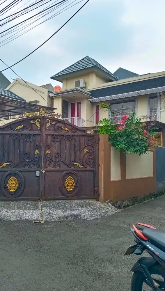 Rumah siap huni dalam kavling lokasi aman dan nyaman di Kalisari Cijan