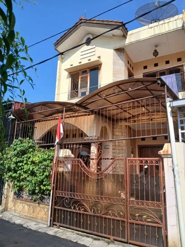 DIJUAL CEPAT KALISARI PASAR REBO JAKARTA TIMUR