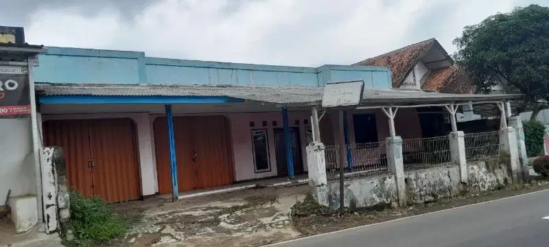 dijual lahan pinggir jalan 200 meter pinggir jalan