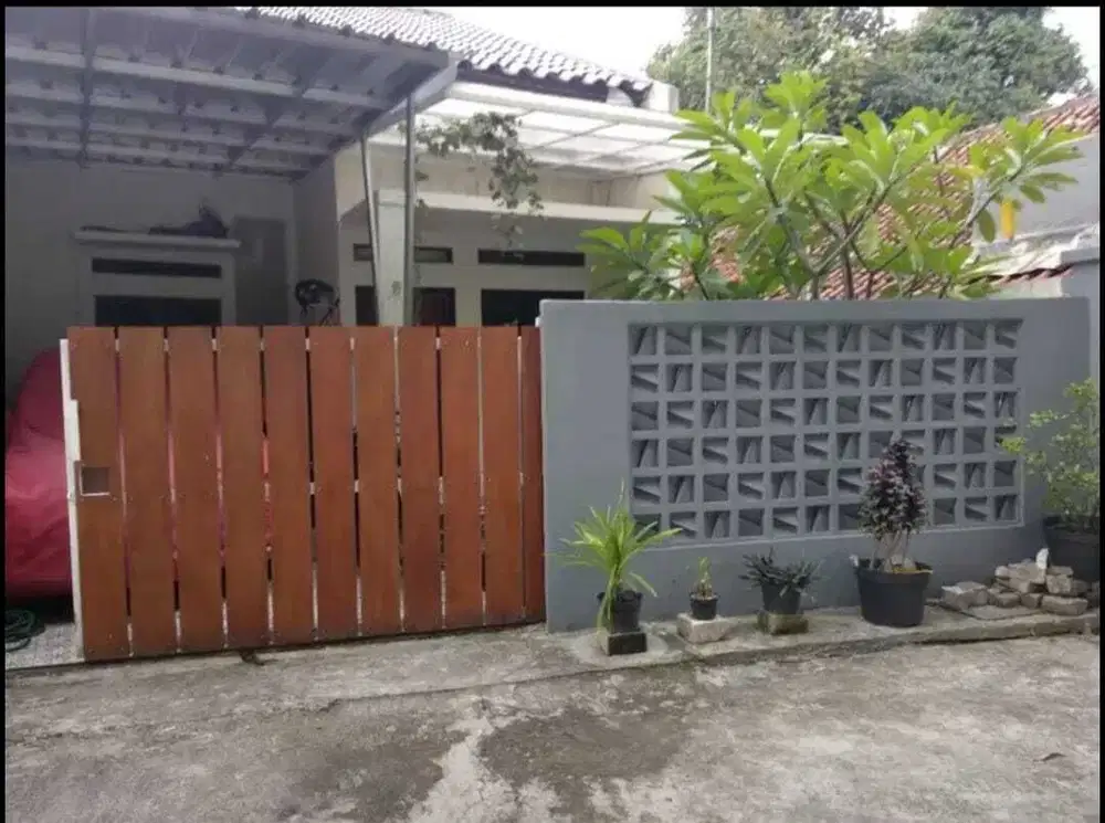 RUMAH STRATEGIS SIAP HUNI FULL RENOV