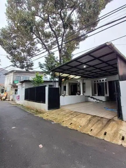 Jual Rumah Cantik tanah Luas Murah di Jagakarsa Jakarta Selatan