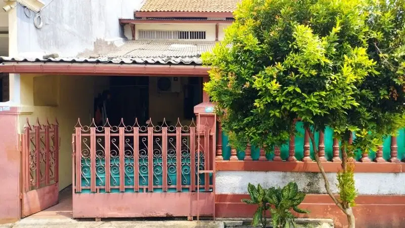 Rumah murah komplek taman asri bebas banjir akses 2 mobil