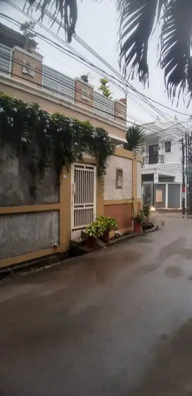 rumah cakep d Kalisari Cijantung
