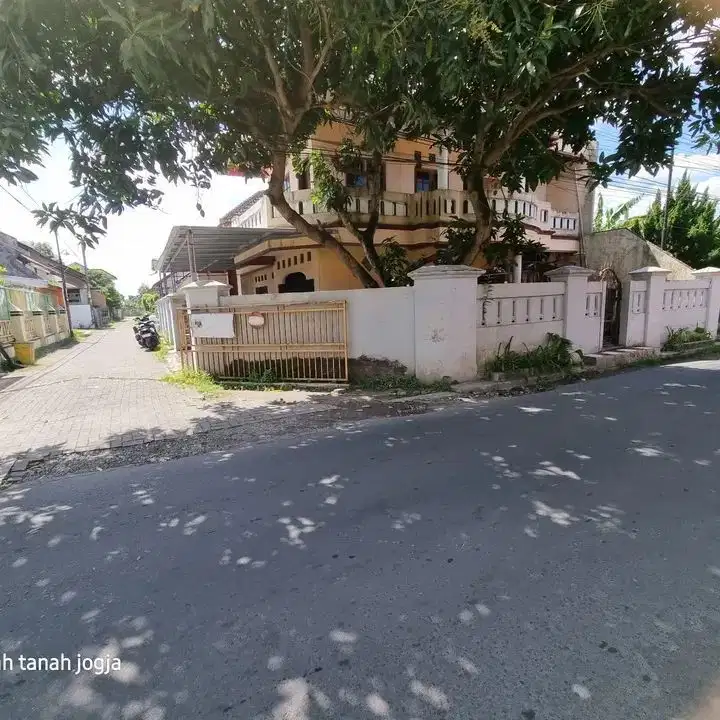 Rumah murah dalam cluster lokasi di sewon jl parangtritis dkt ISI, SAMSAT BANTUL, MASJID  JOGOKARYAN, AKADEMI TEKNIK KULIT