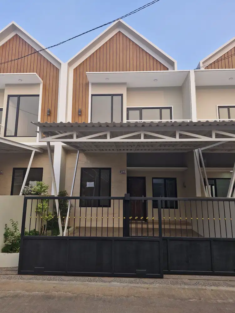Dijual Rumah Ready 2 Lantai Free Kanopi dan Pagar Dekat Tol Jatiasih