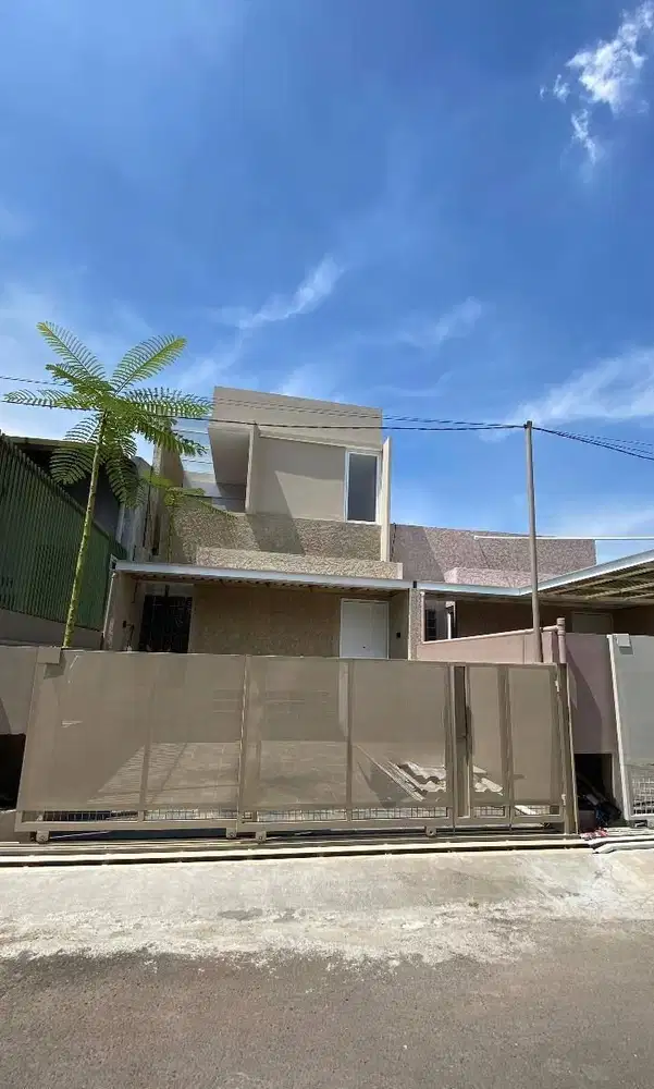 Rumah Baru Aesthetic Tropical Design di Arcamanik Cisaranten 1.4 M