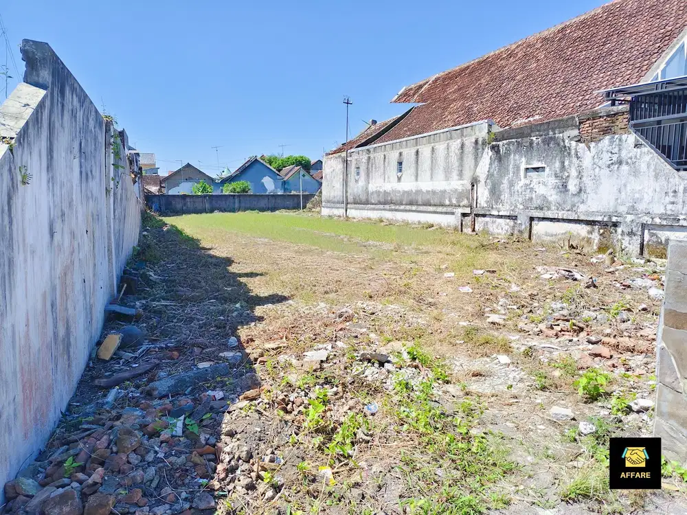 Jual Tanah 568 m² SHM Lokasi Strategis di Jl. KH. Zainuddin Rogojampi