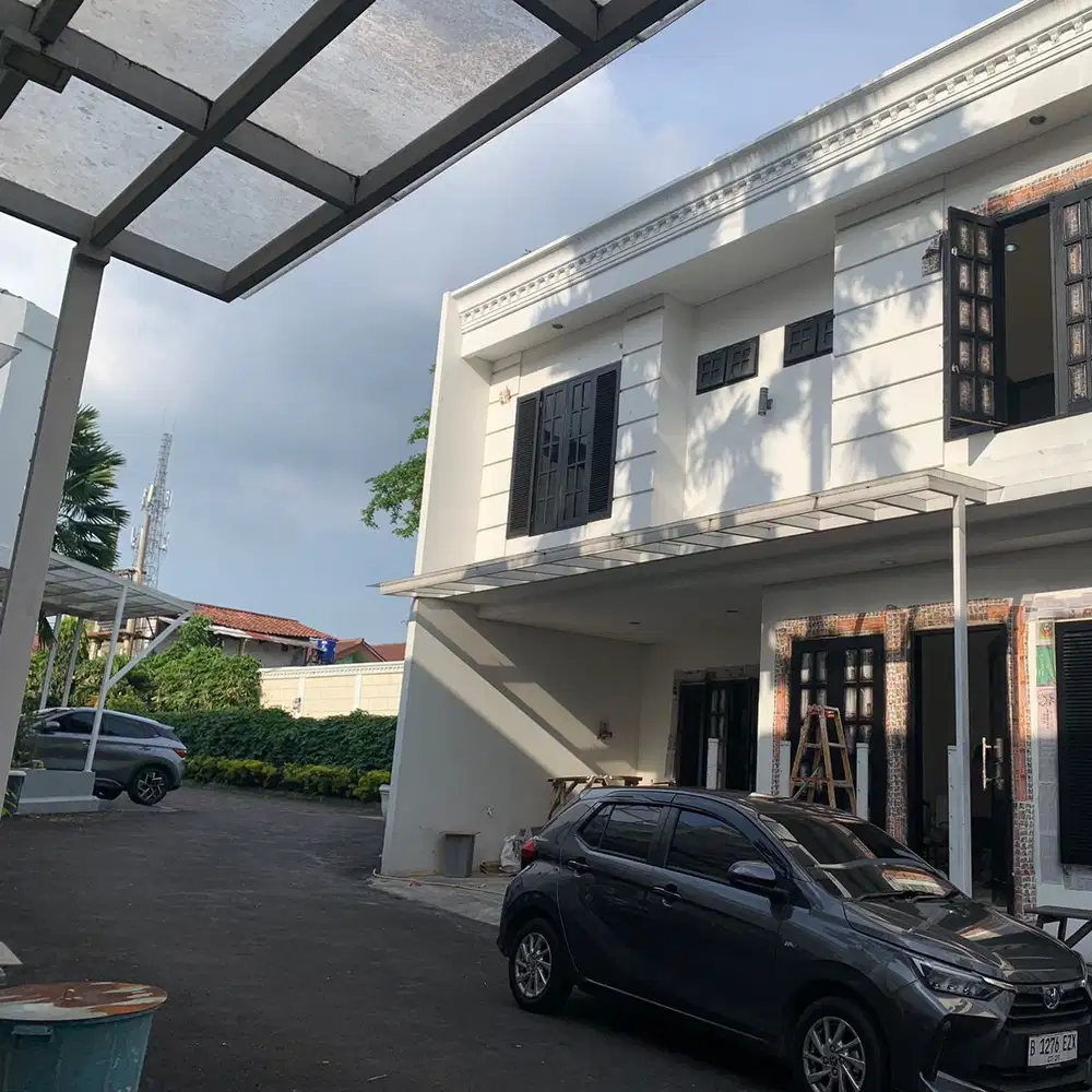 Dijual Rumah Bagus di Lebak Bulus 4.1 km ke MRT