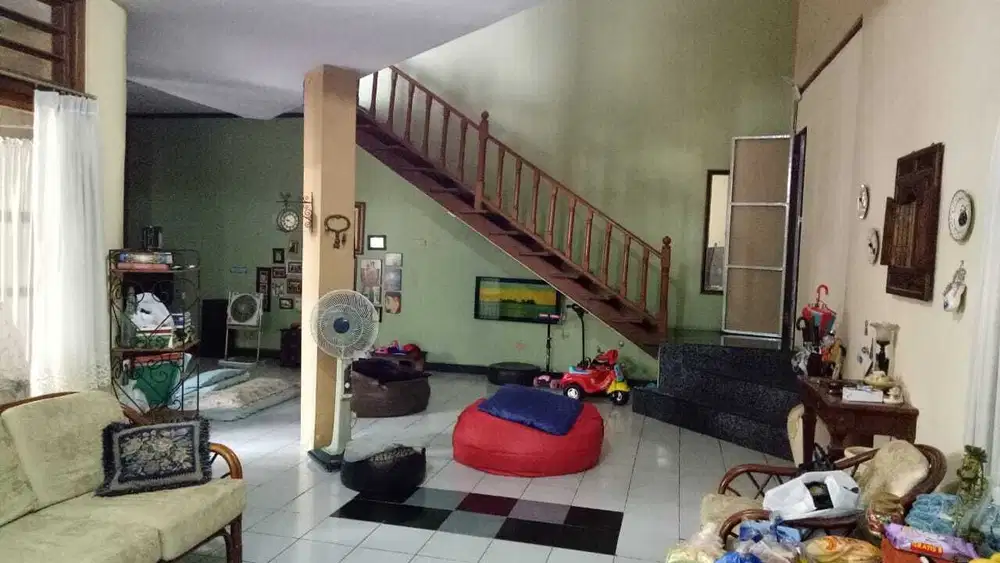 RUMAH 2 LANTAI LINGKUNGAN NYAMAN DAN ASRI CIREUNDEU CIPUTAT TANGSEL