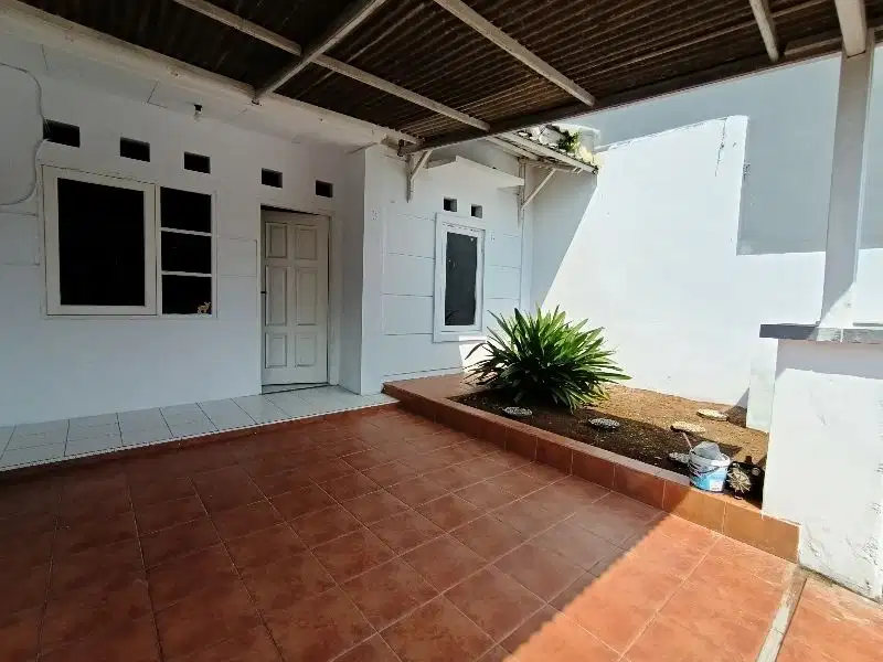 Rumah Komplek Vila Dago Cluster Depan Harga Spesial