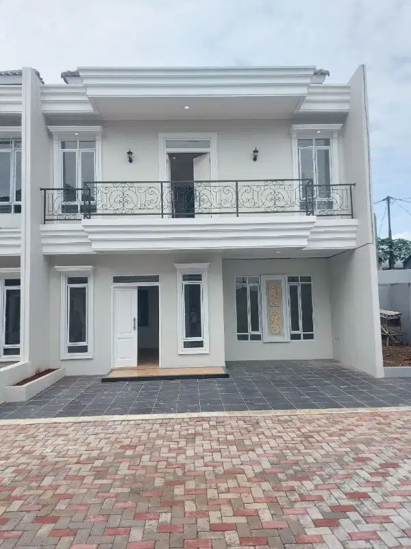 Rumah ready stok siap huni desain amercan style dekat Margonda