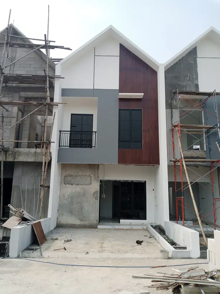 Rumah 2 lantai di cilangkap jakarta timur