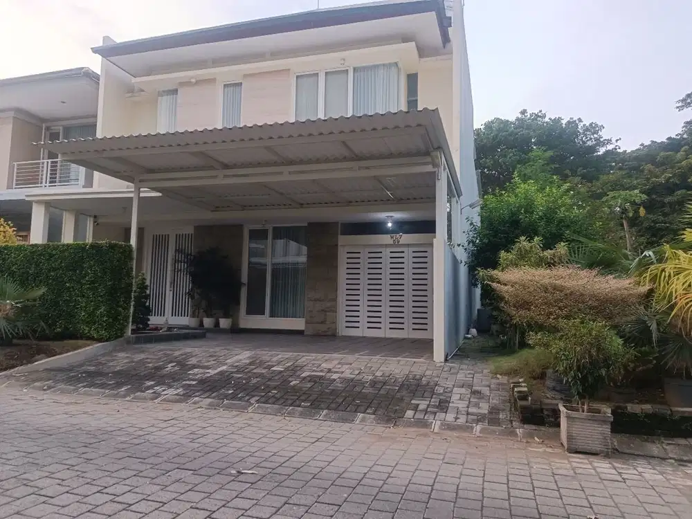 Rumah Citraland lebar 10 bagus terawat, harga 5 man, dekat pasar TPR