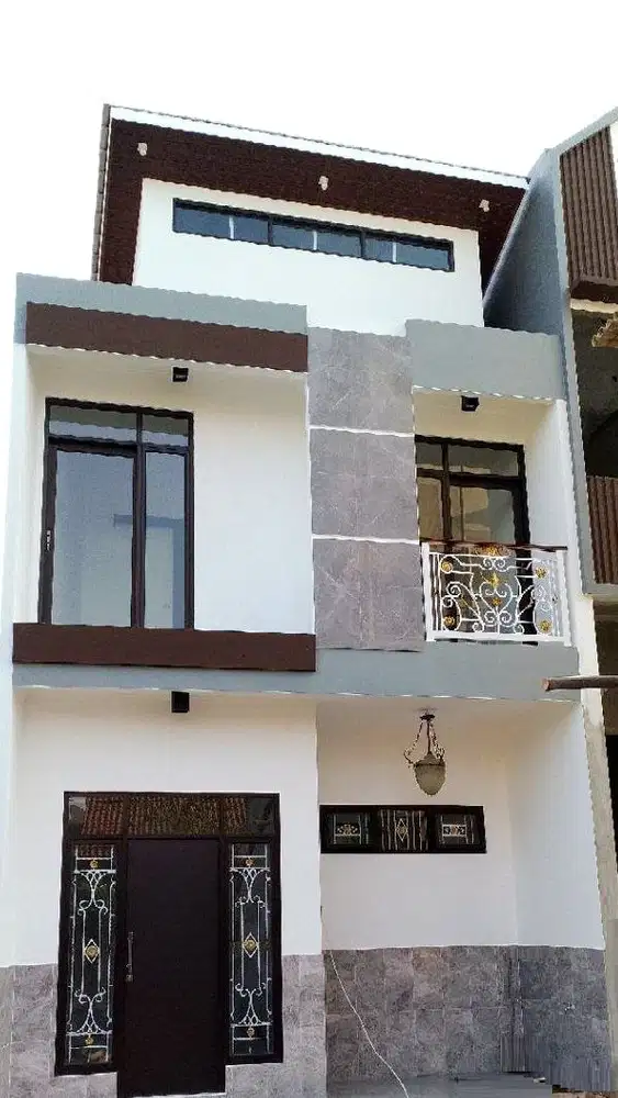Rumah Baru 2 Lantai Modern di Utan Kayu Matraman Jakarta Timur
