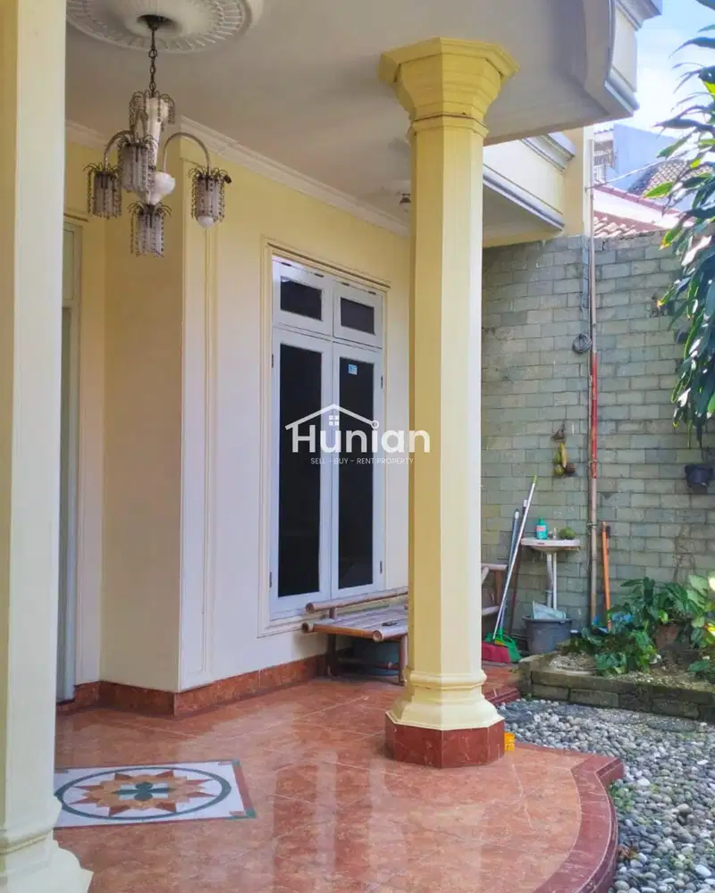 Rumah 3 Lantai di Komplek Bebas Banjir, Pamulang