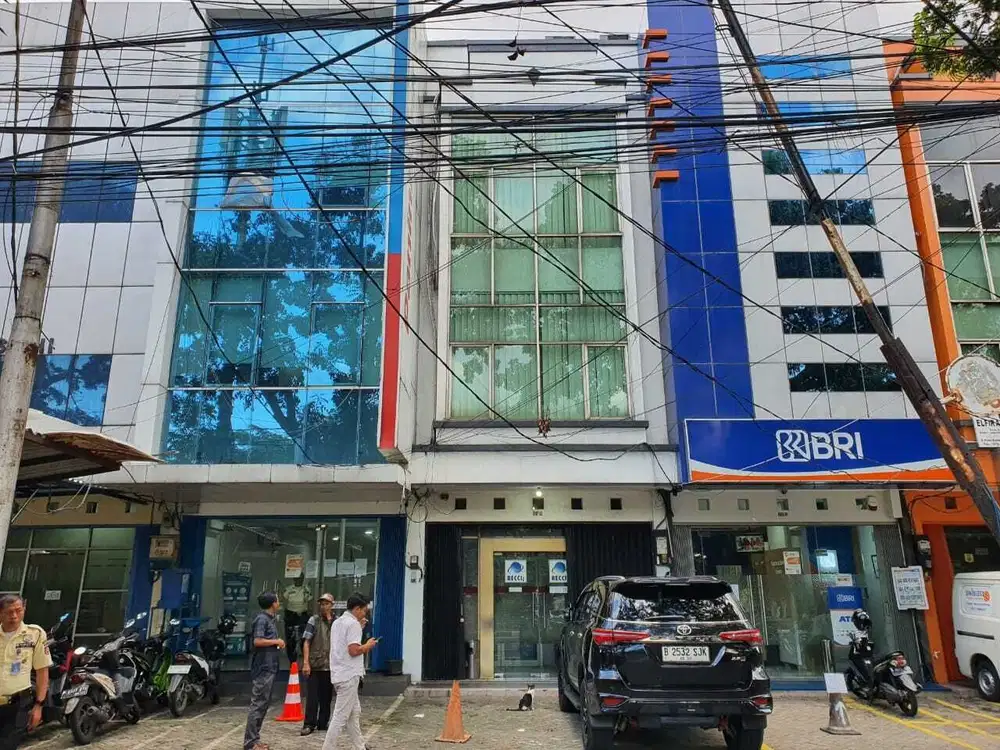 Ruko Bisnis di Pasar Minggu Area Strategis & diapit kantor Perbankan