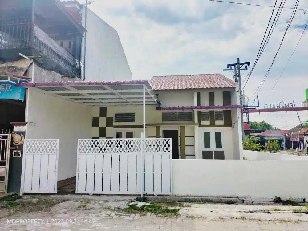 Dijual Rumah di Perumahan Emerald Residence di Medan Marelan