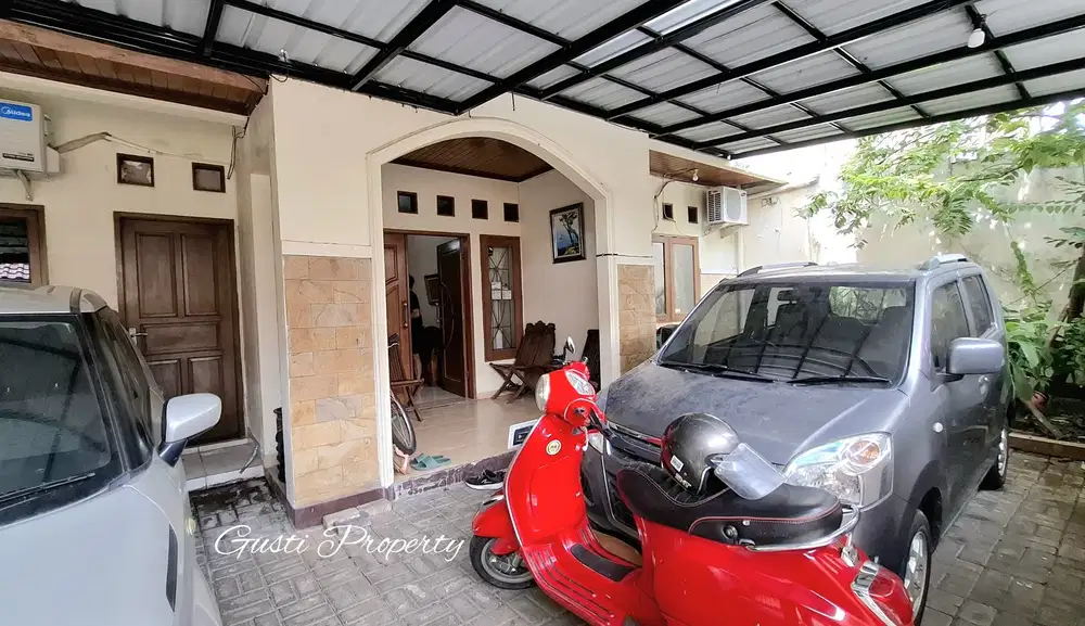 Cipete sekitar Abdul Majid dekat MRT Jl Antasari dan Jl Farmawati