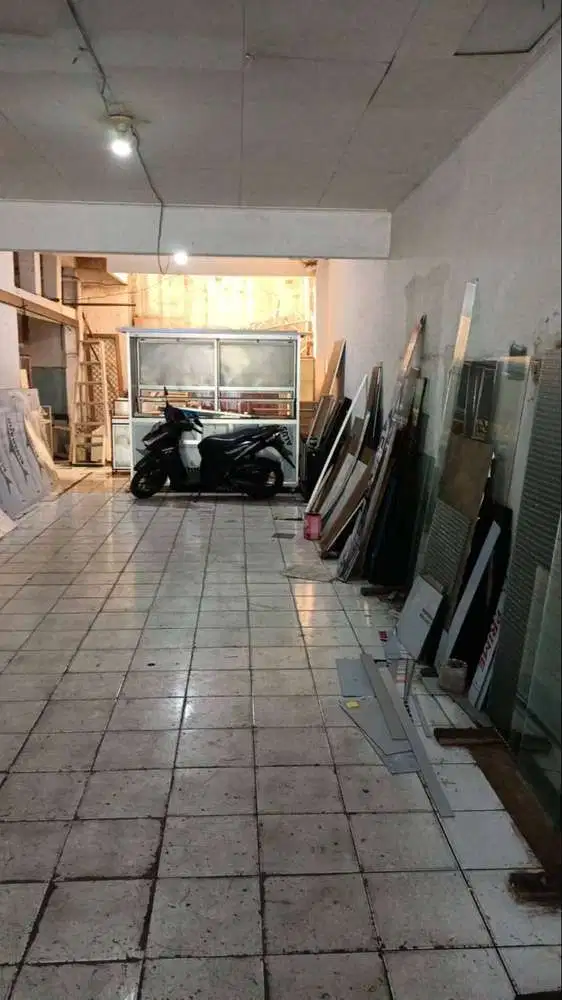 Dijual Ruko Meruya Ilir Jakarta Barat kawasan rame