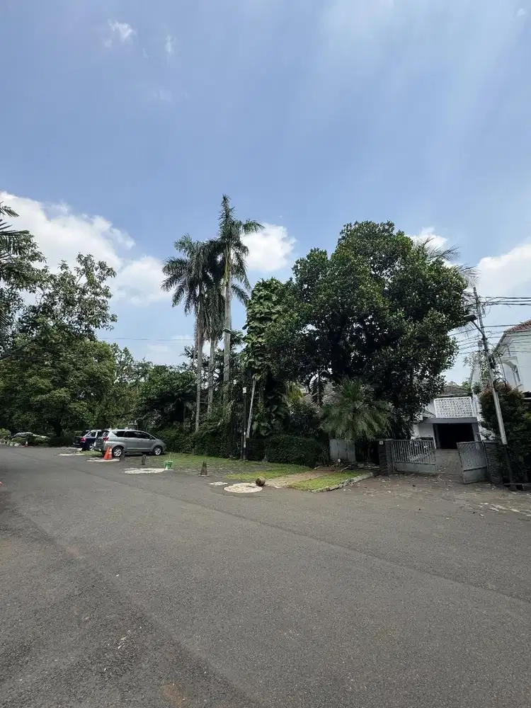 Dijual Rumah Lama Kebayoran Baru Jakarta Selatan