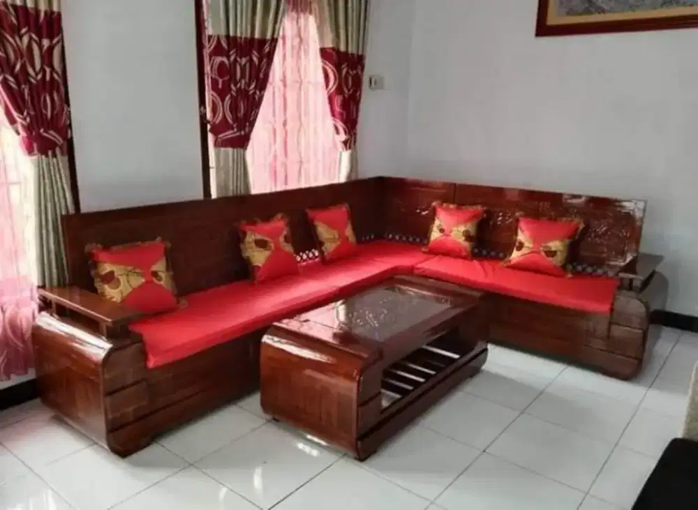 Kursi sudut ukir Jepara