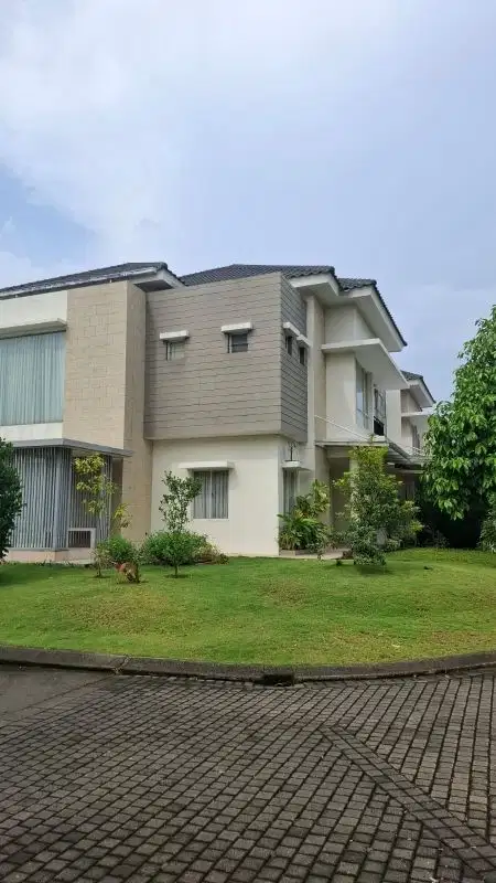 DI JUAK RUMAH MEWAH. HOOK. DIGADING SERPONG.